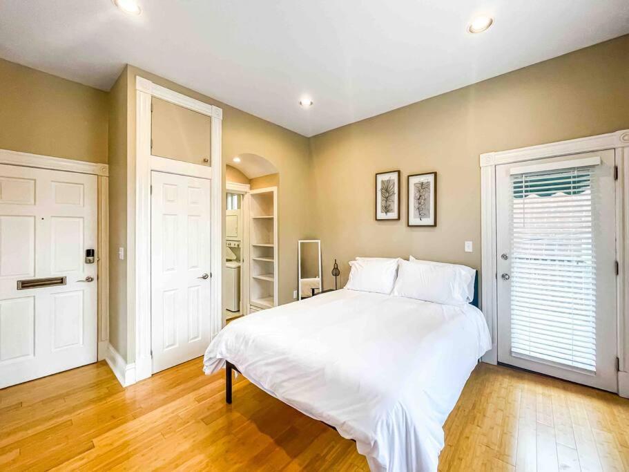 Modern Studio Full Kitchen & Balcony The Hill Tower Grove Εξωτερικό φωτογραφία