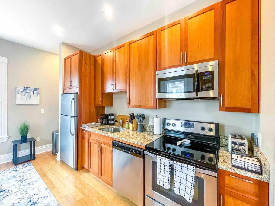 Modern Studio Full Kitchen & Balcony The Hill Tower Grove Εξωτερικό φωτογραφία